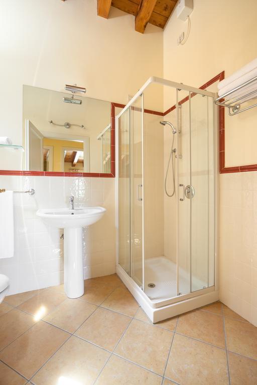Residence Villa Antica Torre San Felice del Benaco Pokój zdjęcie